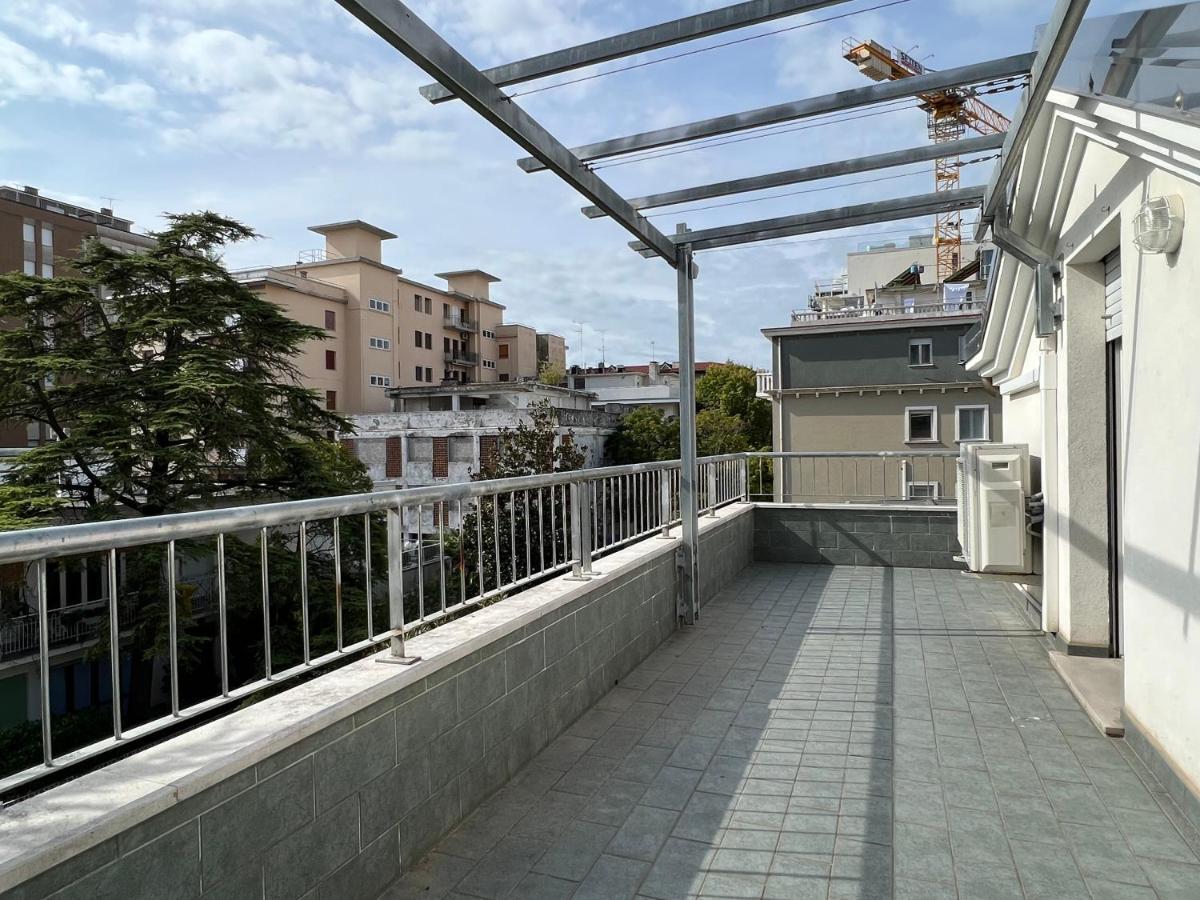 Villa Verdi Apartments Grado Esterno foto